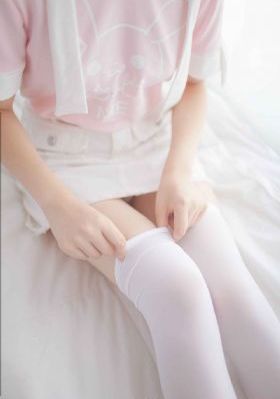欧美色图亚洲丝袜_免费高清观看