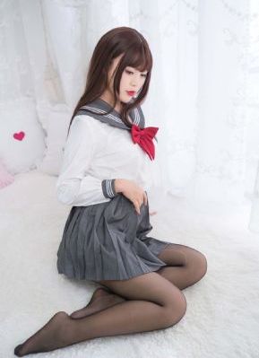 欧美雪中瑜伽唯美图片_BD英语高清视频观看