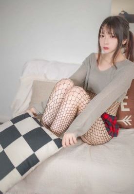 欧美综合偷拍在线另类小说_BD国语在线观看完整版