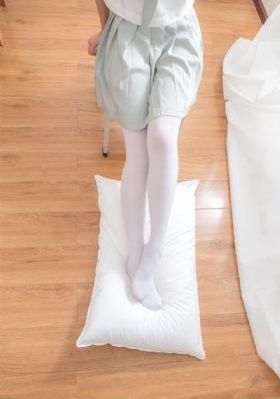 日韩男女春秋拖鞋_BD英语高清免费观看